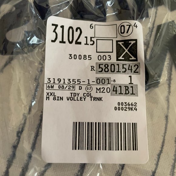 NEW- LANDS END Men's XXL Swim Trunks - Picture 8 of 9